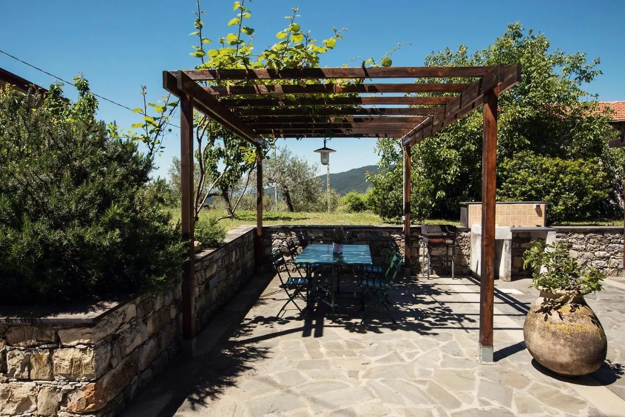 Appartamenti Borgo San Pietro Deiva Marina 0*,  Olaszország