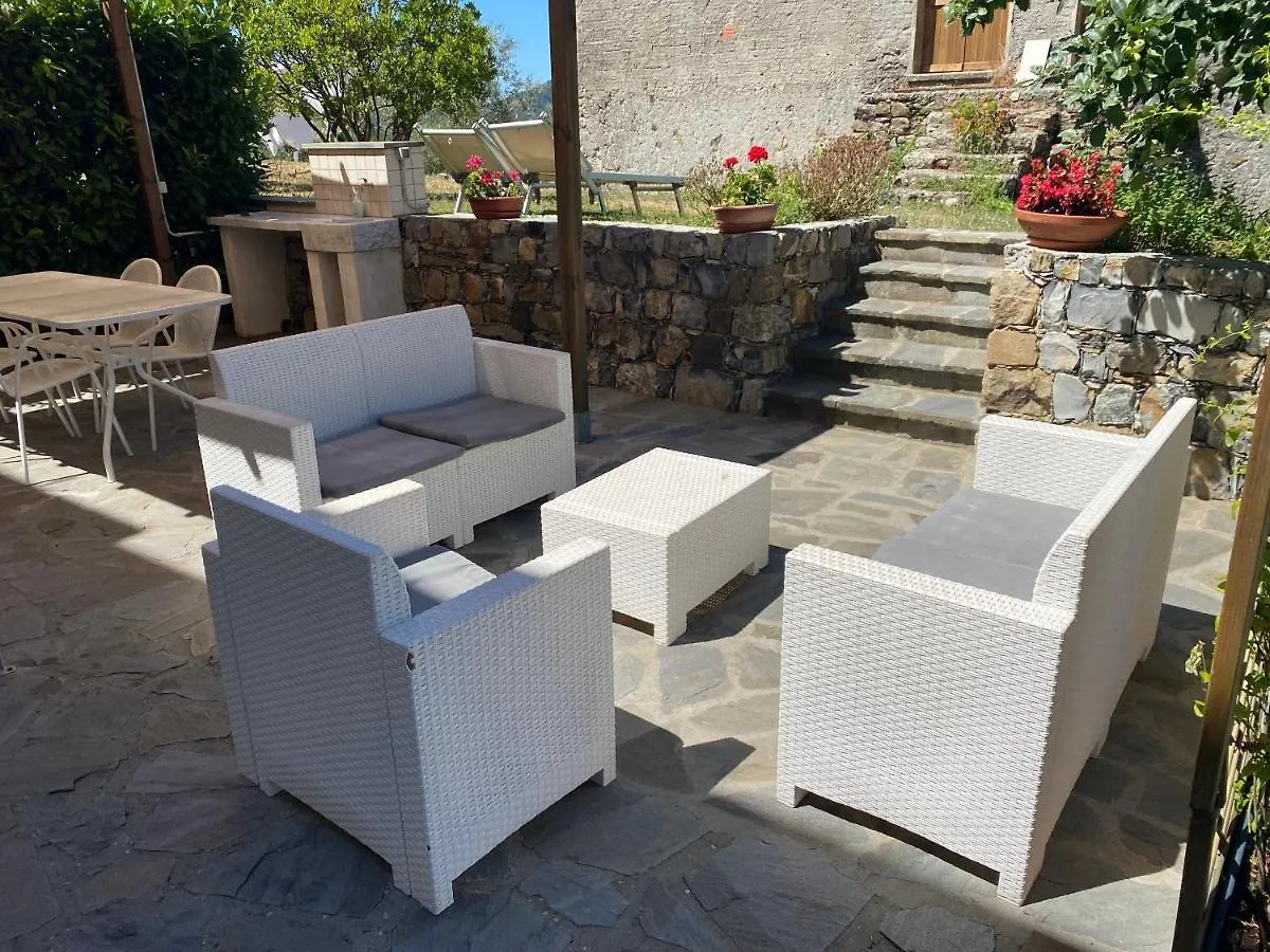 Apartment Appartamenti Borgo San Pietro Deiva Marina