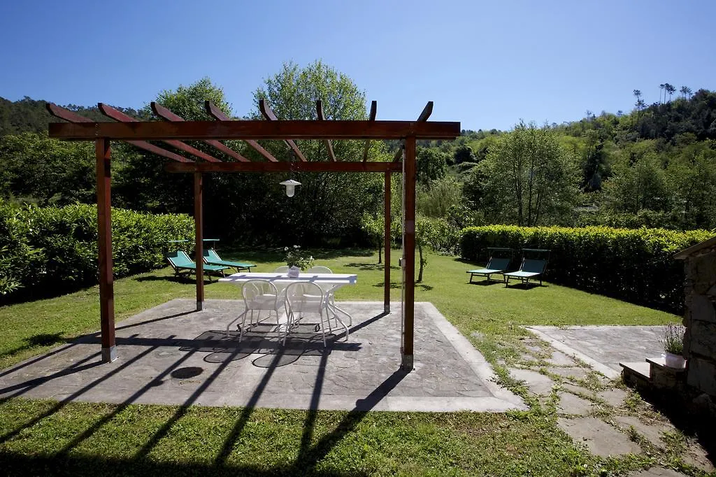 Apartment Appartamenti Borgo San Pietro Deiva Marina