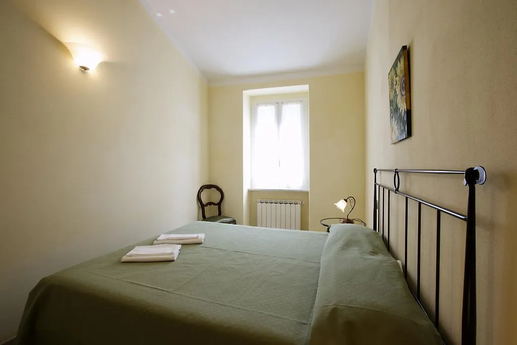 Apartment Appartamenti Borgo San Pietro Deiva Marina